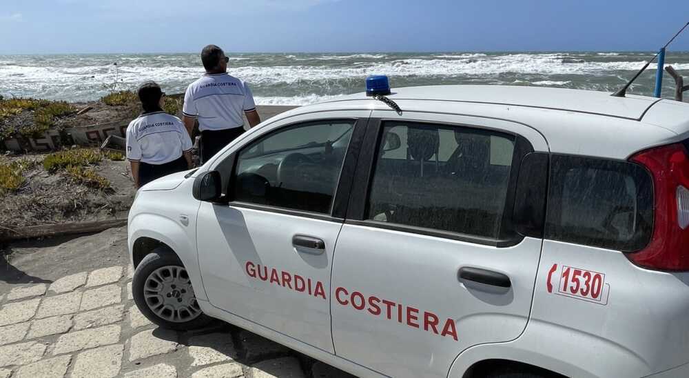 guardia costiera spiaggia mare 2