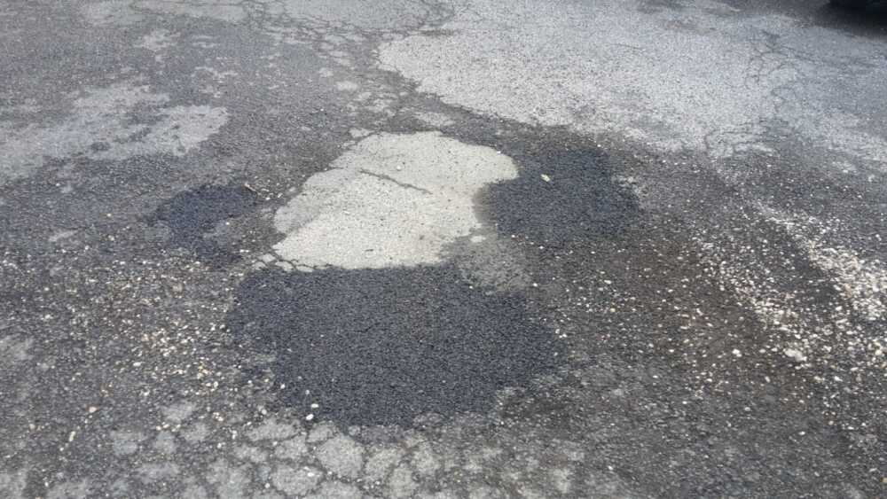 largo santo stefano buche rattoppate anguillara