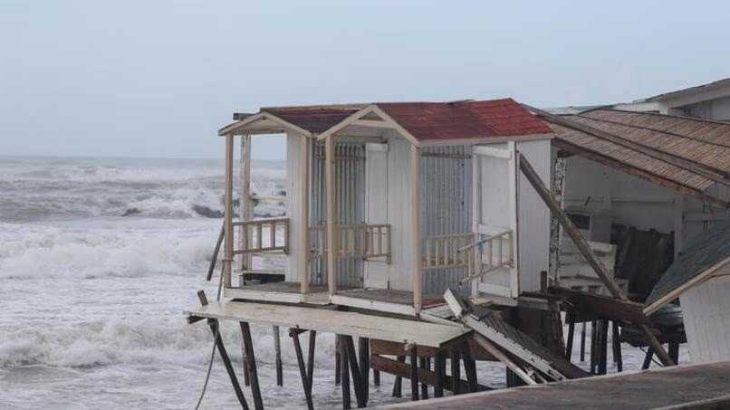 mareggiate ostia mareggiate ostia