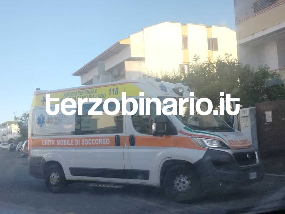 ambulanza via cuma cerenova cerveteri 1 ambulanza via cuma cerenova cerveteri 1