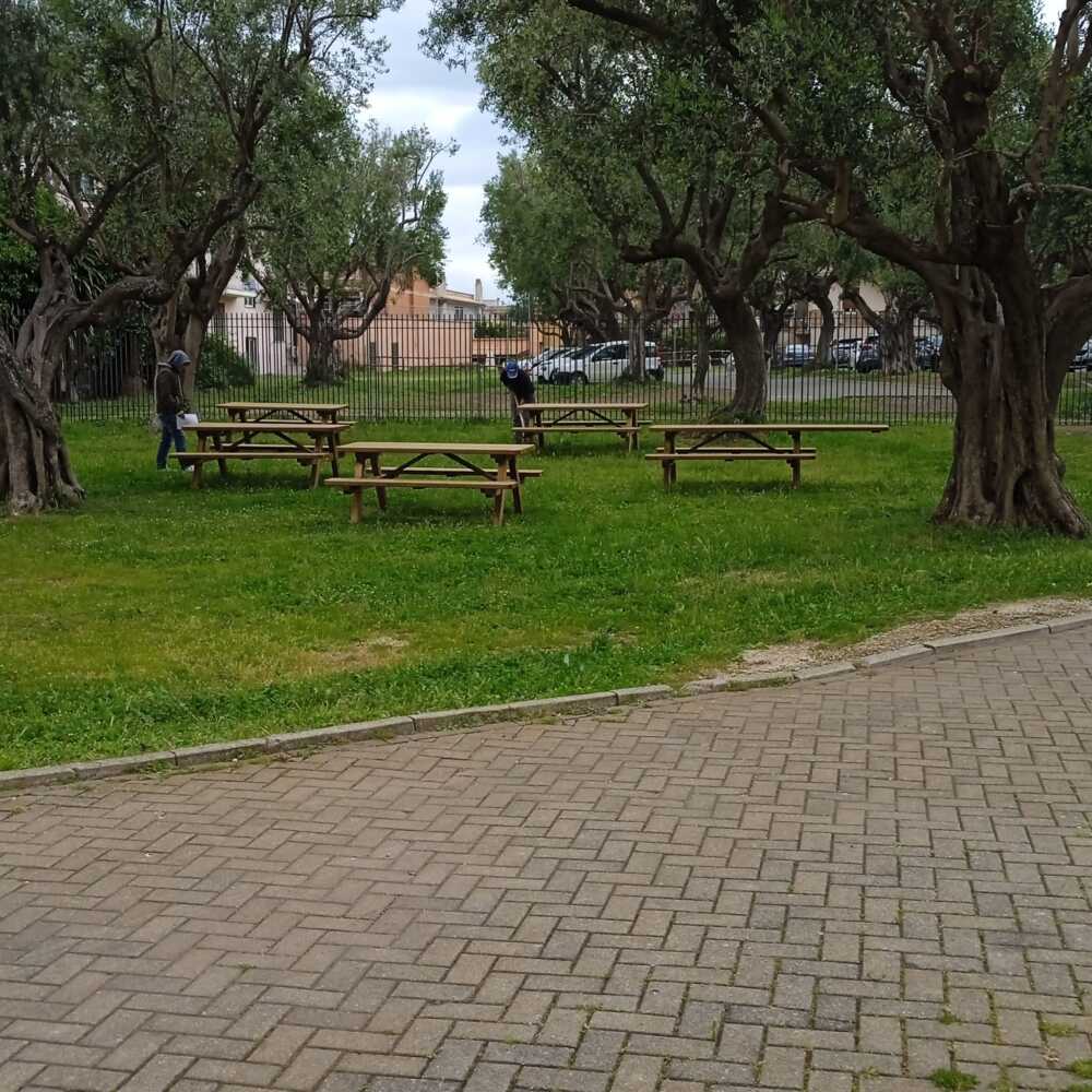 granarone arredi biblioteca si può studiare anche all'aperto