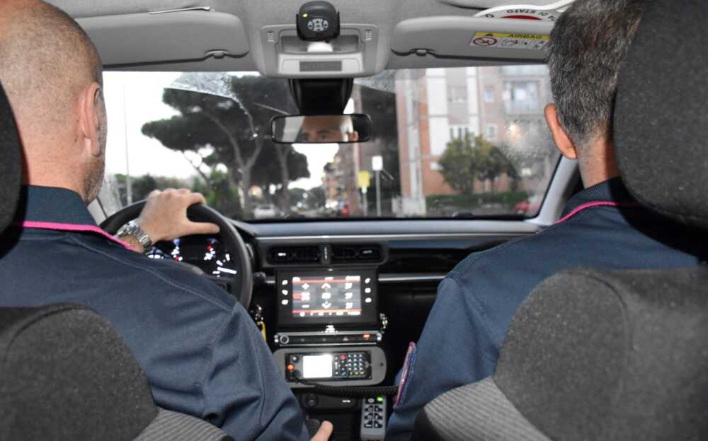polizia volante agenti