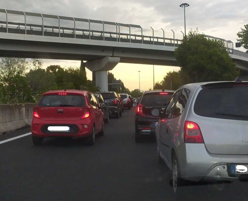 incidente via del mare