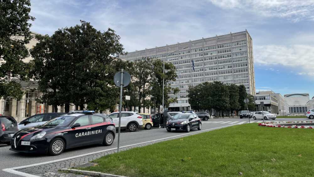 EUR - I Carabinieri interevnuti (2)