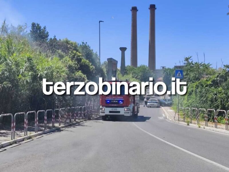 incendio casermette civitavecchia vvf vigili fuoco pompieri
