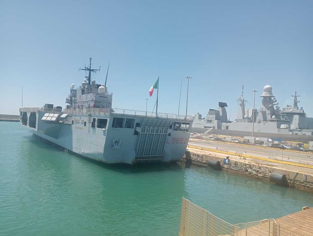 navi-militari-civitavecchia