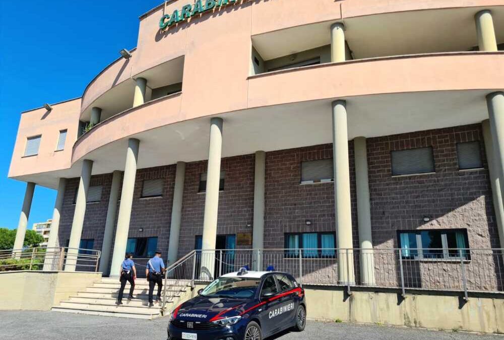 Aggredisce la moglie davanti ai figli, bimba di 10 anni all’ospedale in stato di shock