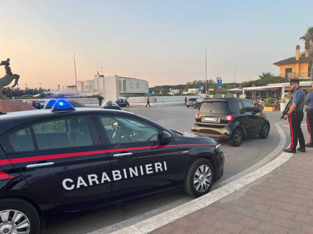 OSTIA – I controlli dei Carabinieri fregene (3) OSTIA - I controlli dei Carabinieri fregene (3)