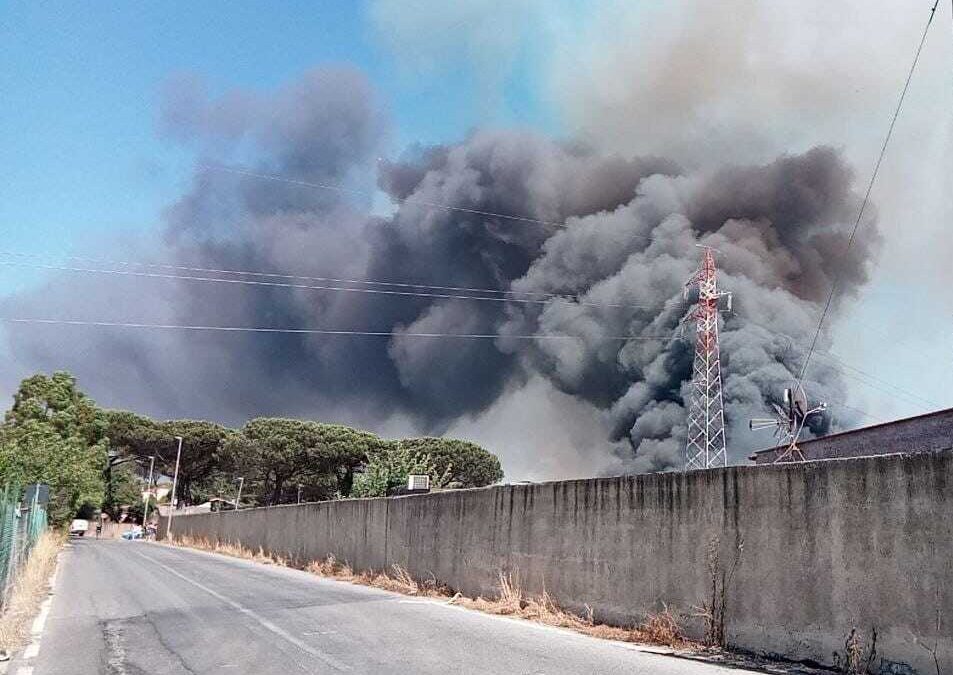 Incendio a Casal Lumbroso, le raccomandazioni della ProCiv