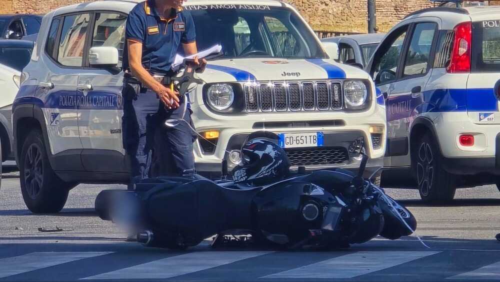 municipale roma capitale incidente scooter municipale roma capitale incidente scooter
