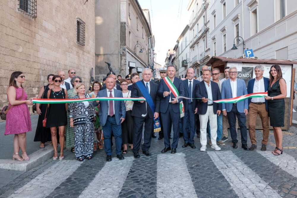 Taglio del nastro della 18esima edizione del DiVino Etrusco tarquinia 2024