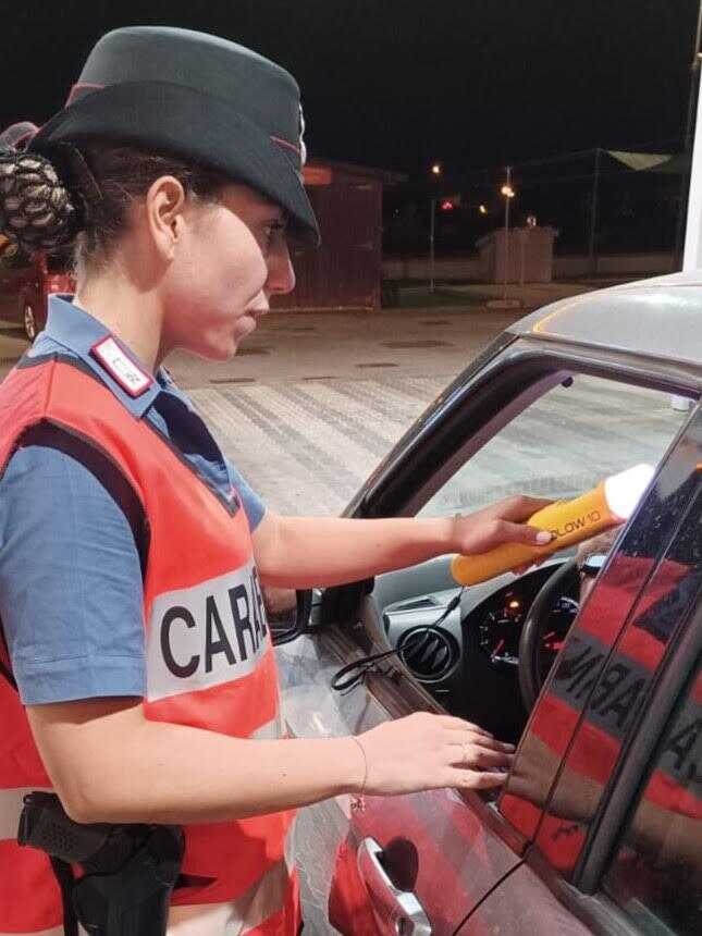 carabinieri ladispoli notte etilometro alcoltest 1 carabinieri ladispoli notte etilometro alcoltest 1