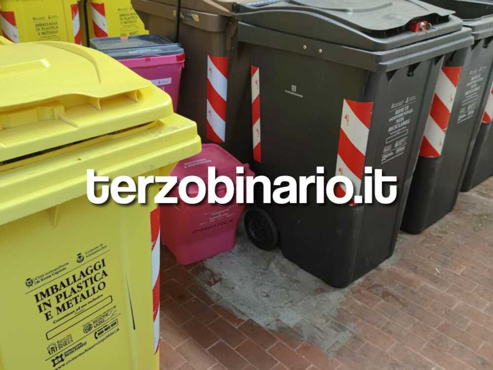 carrellati rifiuti mastelli differenziata civitavecchia 11 carrellati rifiuti mastelli differenziata civitavecchia 11