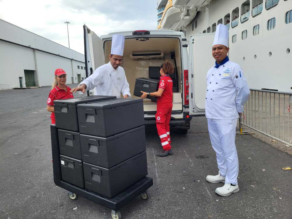navi crociera croce rossa cri civitavecchia cibo (2)