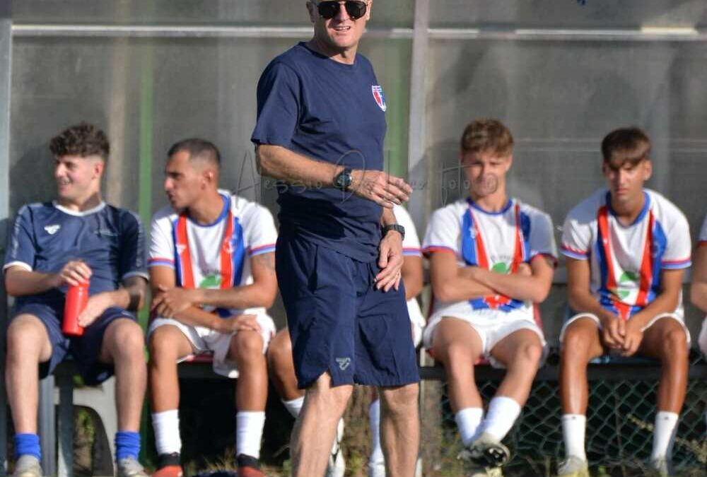 Il Santa Marinella perde 2-1 a Fiumicino ed è penultimo, Fracassa protesta per due reti annullate