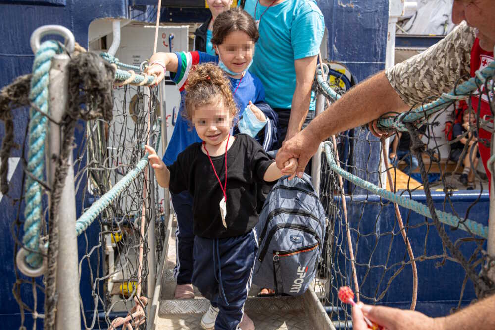 humanity 1 ong sos civitavecchia 1