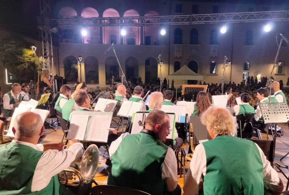 Applausi a scena aperta per il Gruppo Bandistico Cerite in concerto