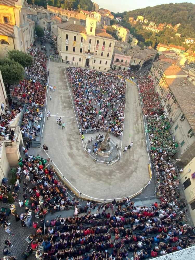 piazza repubblica allumiere palio alto (2)