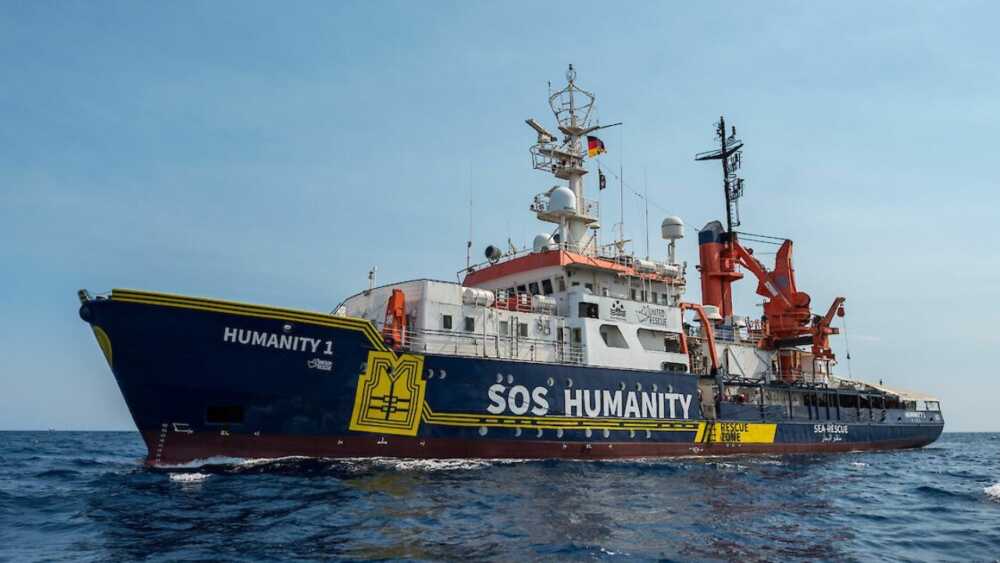 sos humanity 1 nave