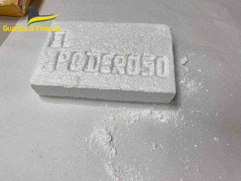 droga sequestrata guardia finanza a12