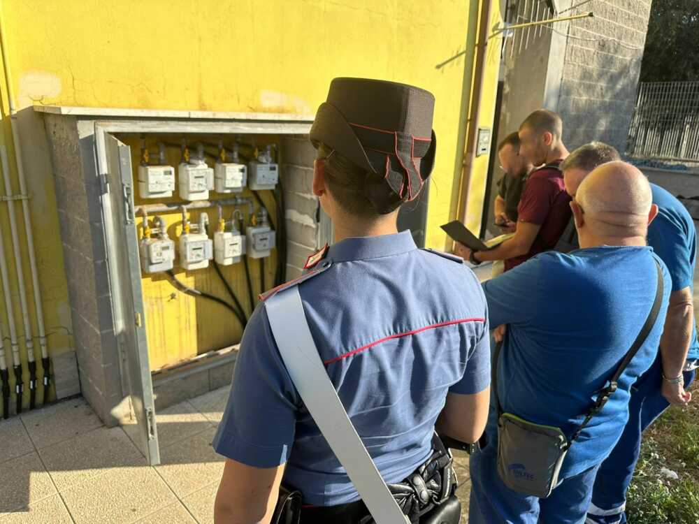 furto gas corrente contatori Carabinieri a Ponte di Nona (3)