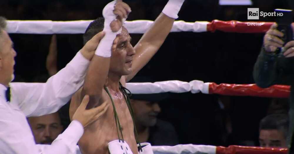 Emiliano Marsili saluta Civitavecchia e la carriera battendo ai punti Eber Tobar