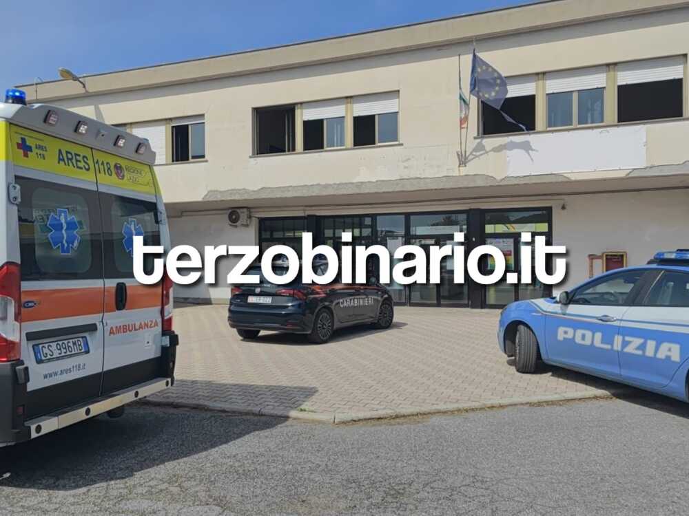 polizia carabinieri ambulanza alberghiero civitavecchia 1
