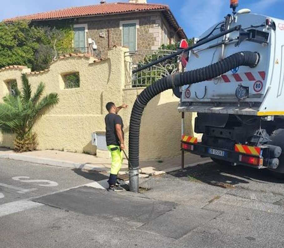 pulizia_tombini santa marinella pulizia_tombini santa marinella