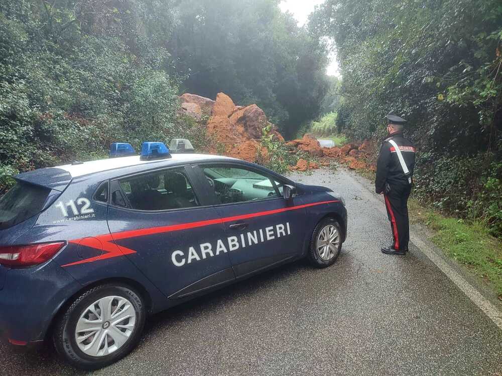 carabinieri ceri cerveteri costone roccia carabinieri ceri cerveteri costone roccia