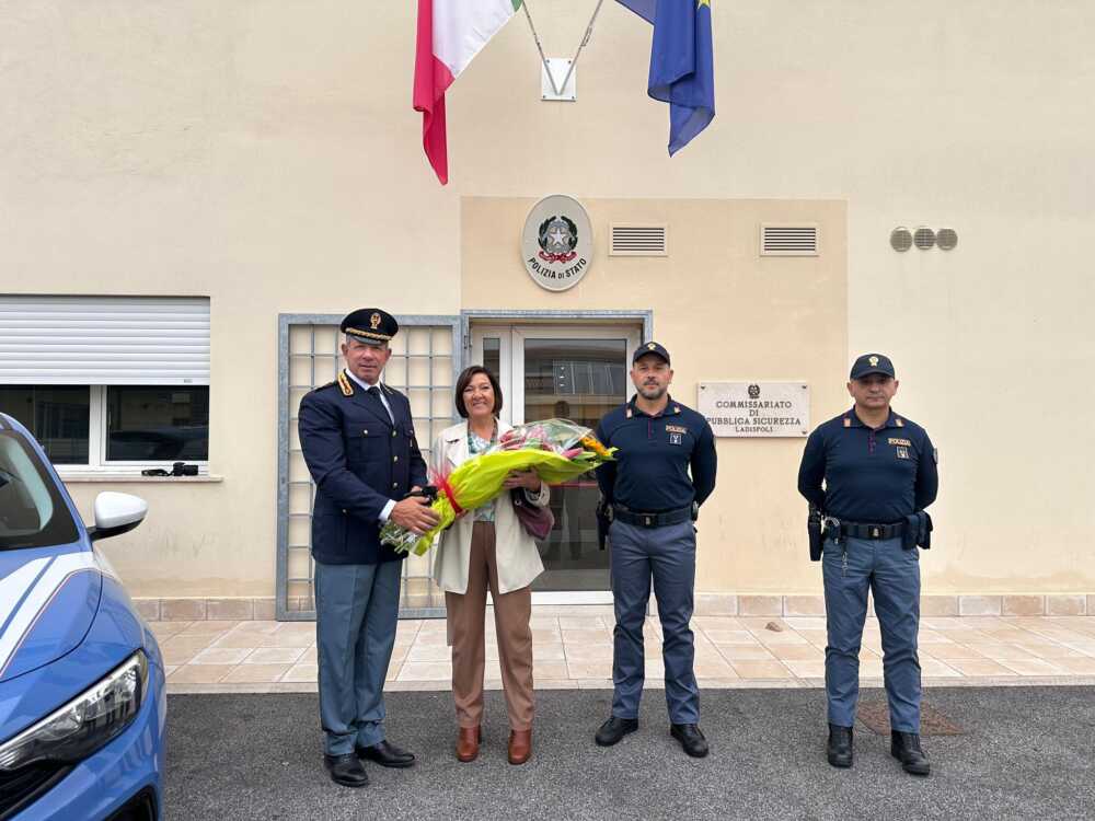 daniela commissariato ladispoli polizia estorsione nipoti disabili