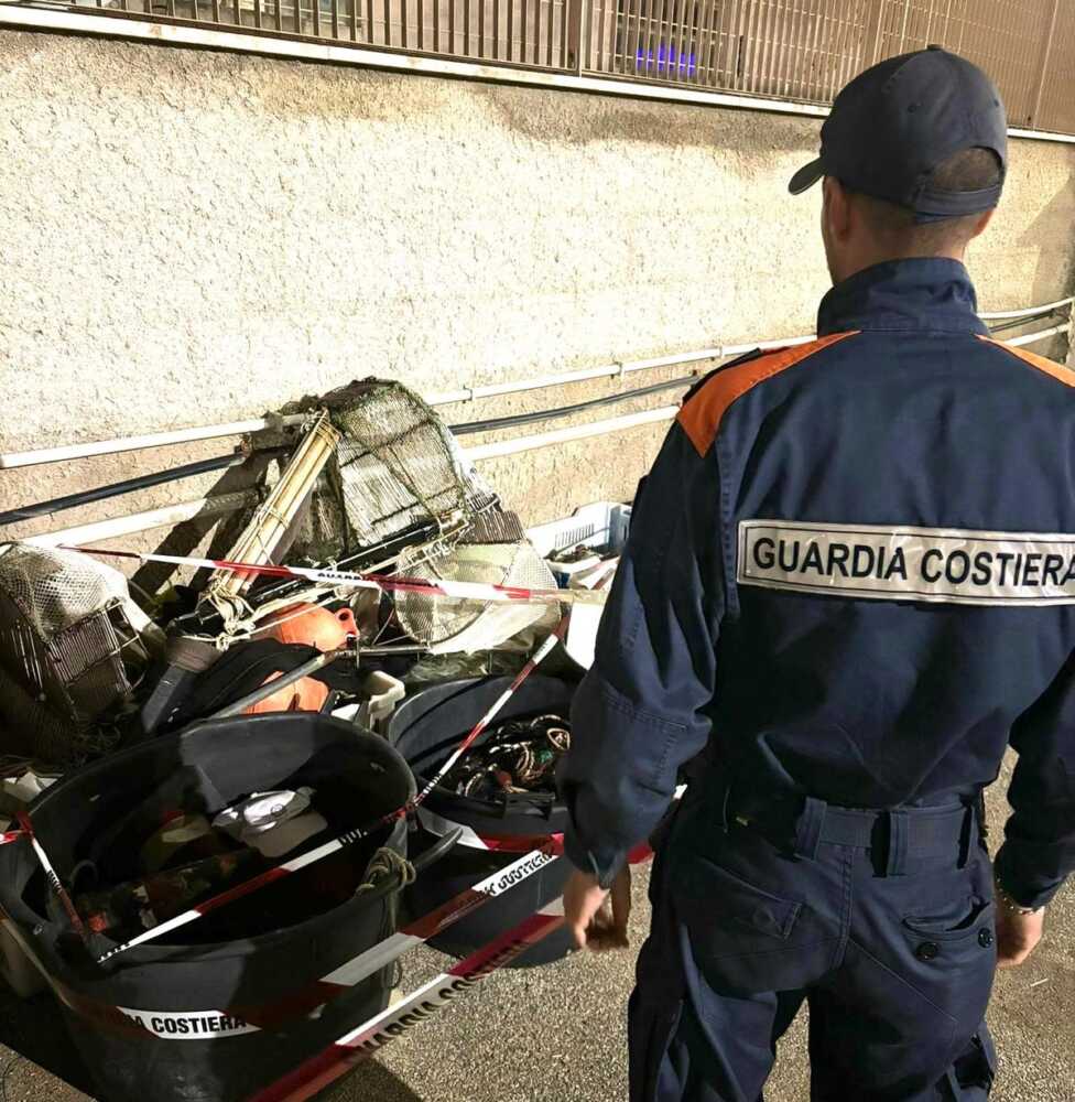 guardia costiera reti pesca sequestrate guardia costiera reti pesca sequestrate