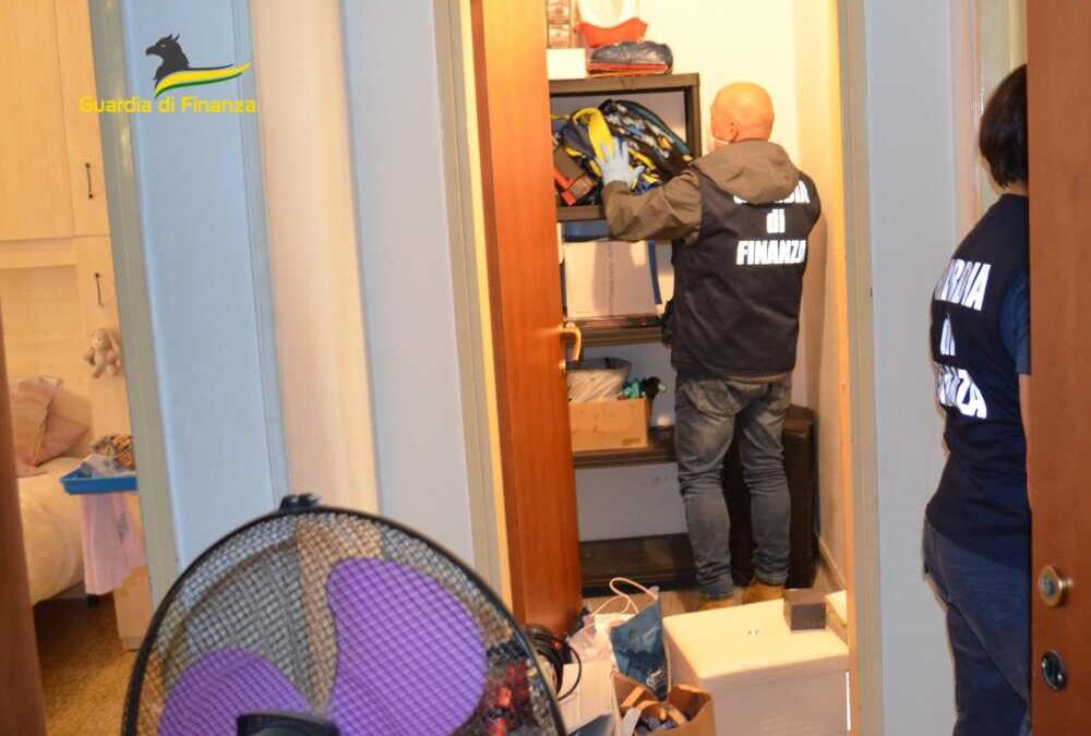 Presunta corruzione fra procuratori di Tim ed Ntt, perquisizioni della Finanza a Roma