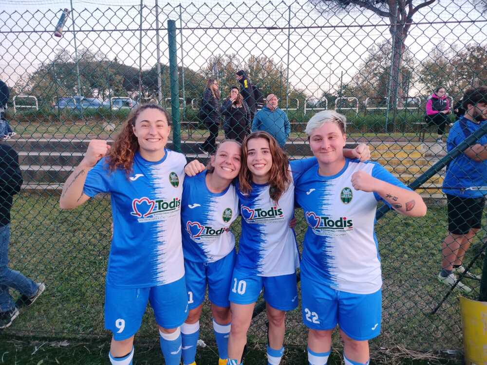 Le-autrici-dei-gol-per-il-Cerveteri-Women-Mastropietro-Fanara-Calabria-e-Santonati