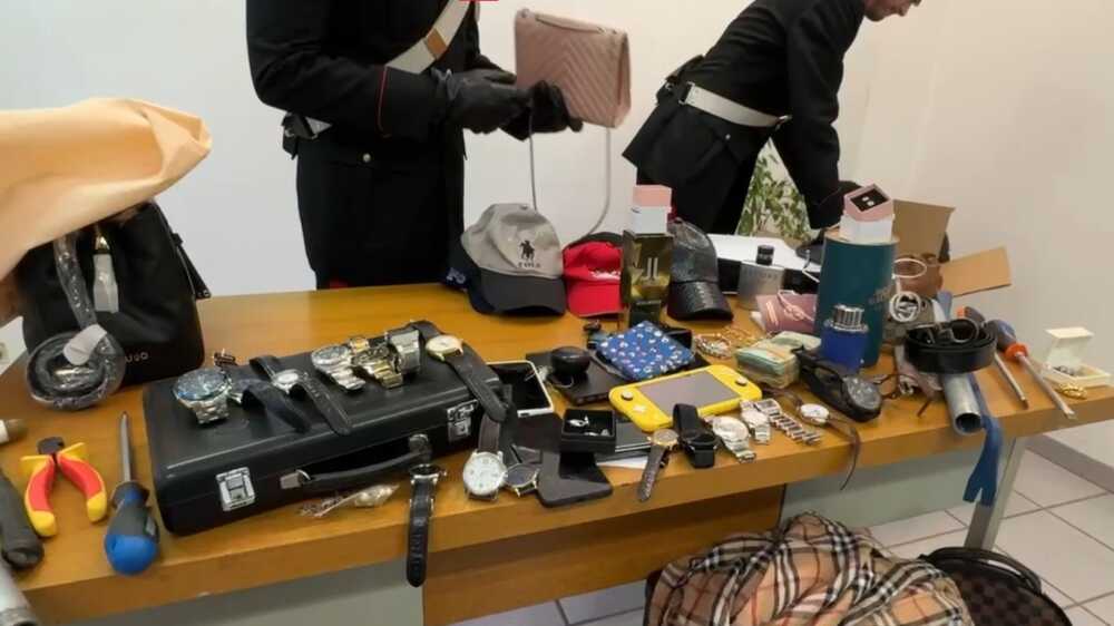 Ladri cileni “di stanza” a Bracciano, i Carabinieri ne arrestano sei