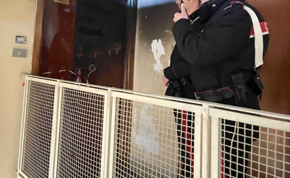 carabinieri incendio appartamento