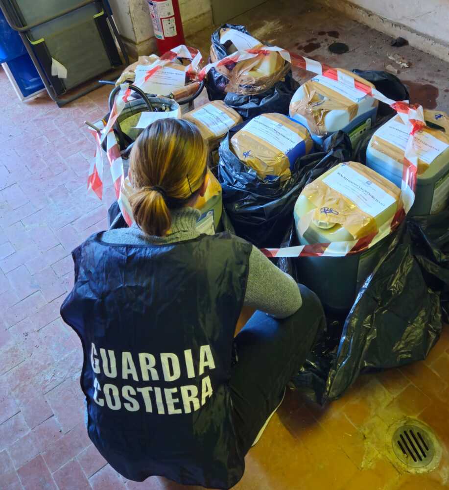 2024.12.20 Sequestro carburante marittimo agevolato gasolio guardia costiera civitavecchia