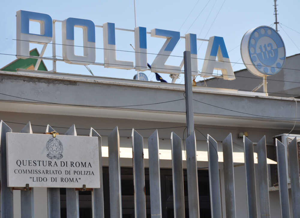Ostia polizia Ostia polizia