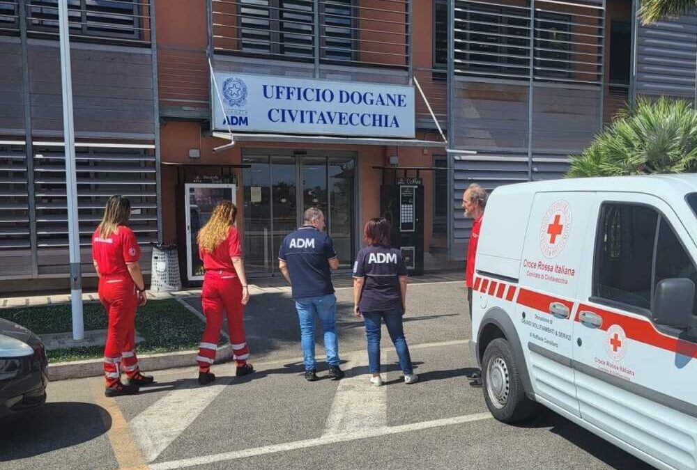 Cibo dalle navi ai bisognosi, procedure snelle delle Dogane di Civitavecchia
