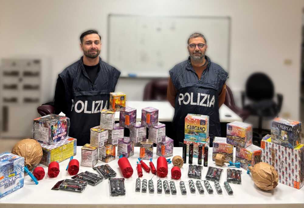 polizia botti petardi polizia botti petardi