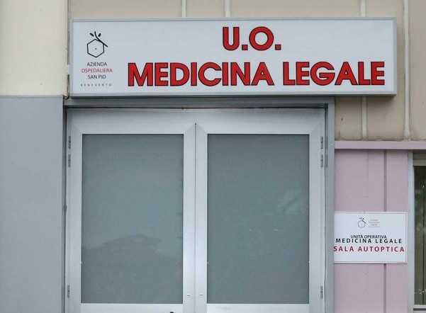 medicina legale sala autopsia autoptica 1 medicina legale sala autopsia autoptica 1