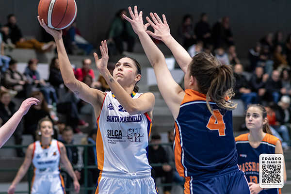 Basket rosa, Santa Marinella corsaro sul Pass Roma
