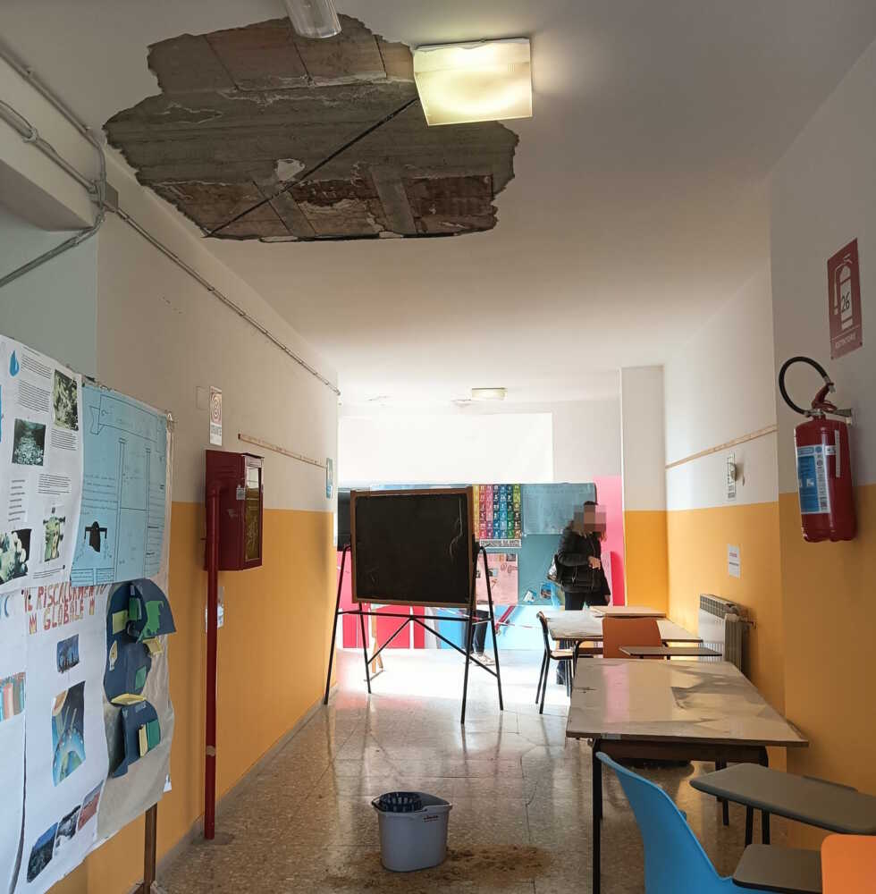 scuola santa marinella vignacce allagata infiltrazioni acqua 2