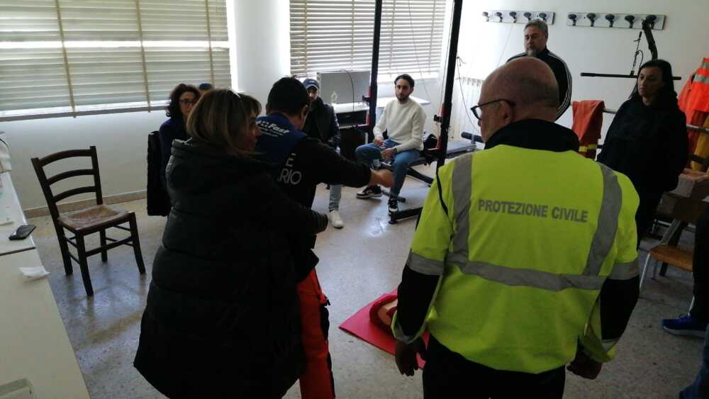 CORSO PROTEZIONE CIVILE CERVETERI CORSO PROTEZIONE CIVILE CERVETERI