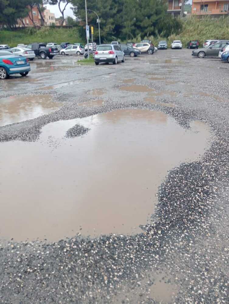 buche parcheggio ex fungo santa marinella 1 buche parcheggio ex fungo santa marinella 1
