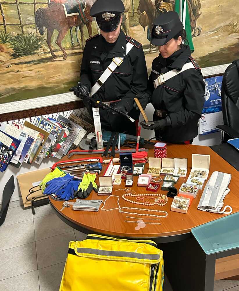 refurtiva ladri georgiani carabinieri