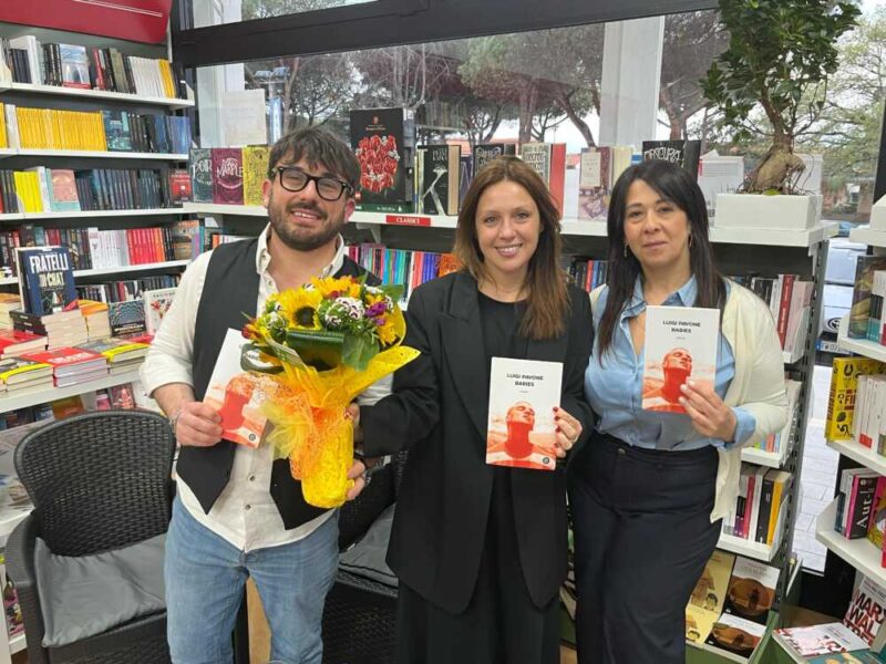 Presentazione libro da Mondadori_con Valentina Farinaccio3