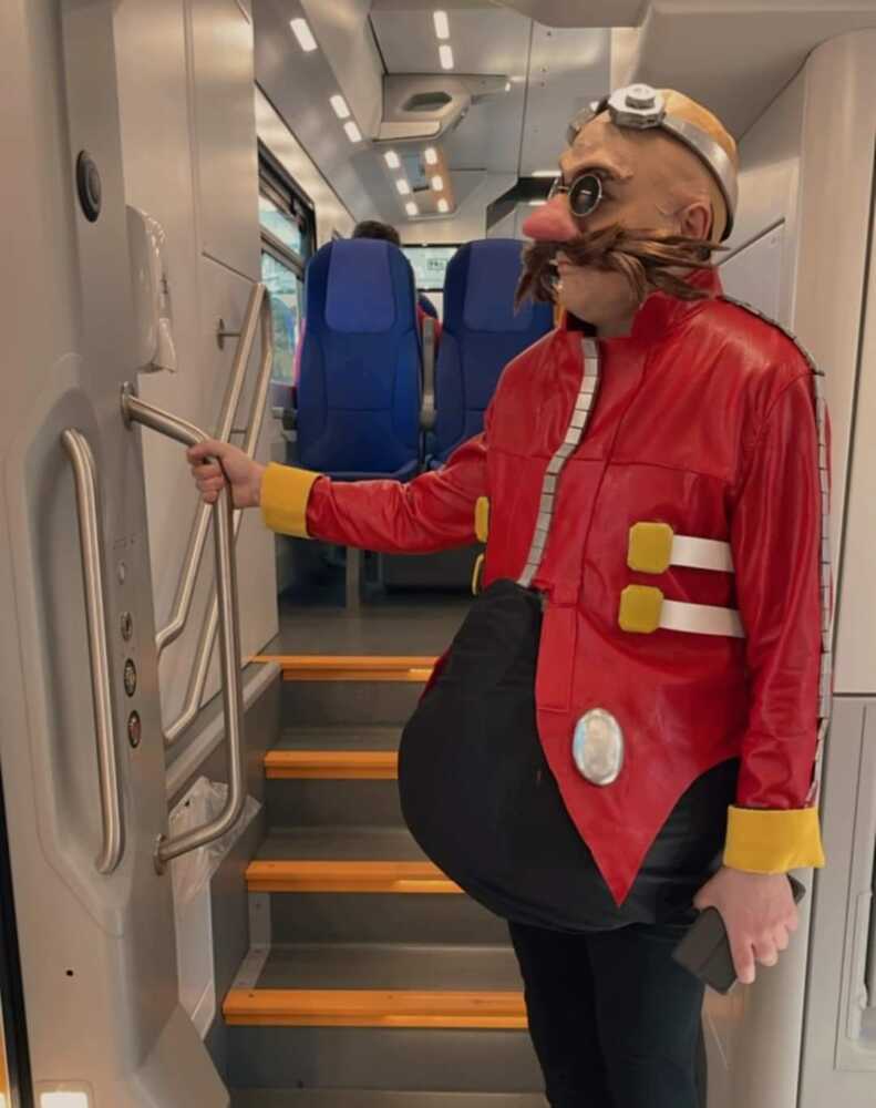 ROMICS-FUMETTO-treno ROMICS-FUMETTO-treno