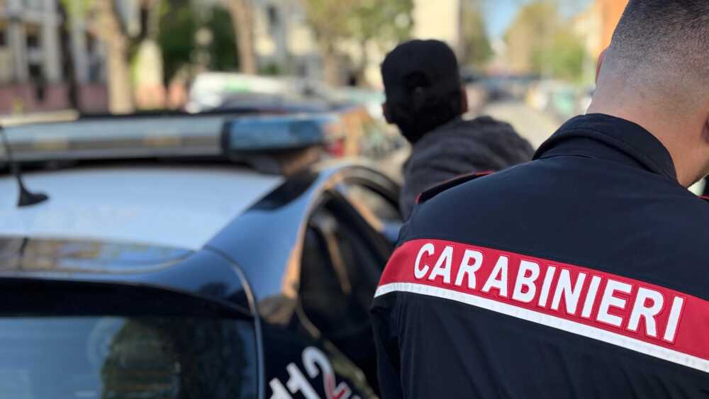 arresto spalle Carabinieri arresto spalle Carabinieri