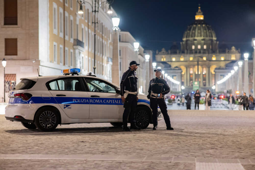 municipale roma capitale san pietro vaticano notte municipale roma capitale san pietro vaticano notte