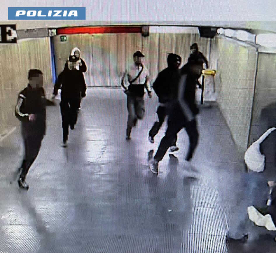 polizia tunisino complici